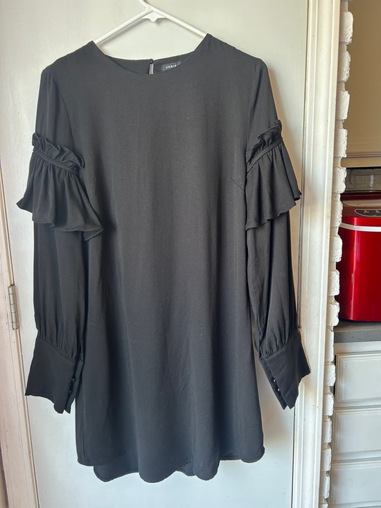 Black Long Sleeve Ruffle Shift Mini Casual Dress - Picture 7 of 7